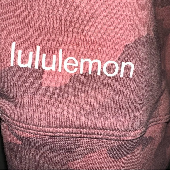 Lululemon - Pink Camo Perfectly Oversized Crew sweatshirt, Size20 women’s - Picture 9 of 13